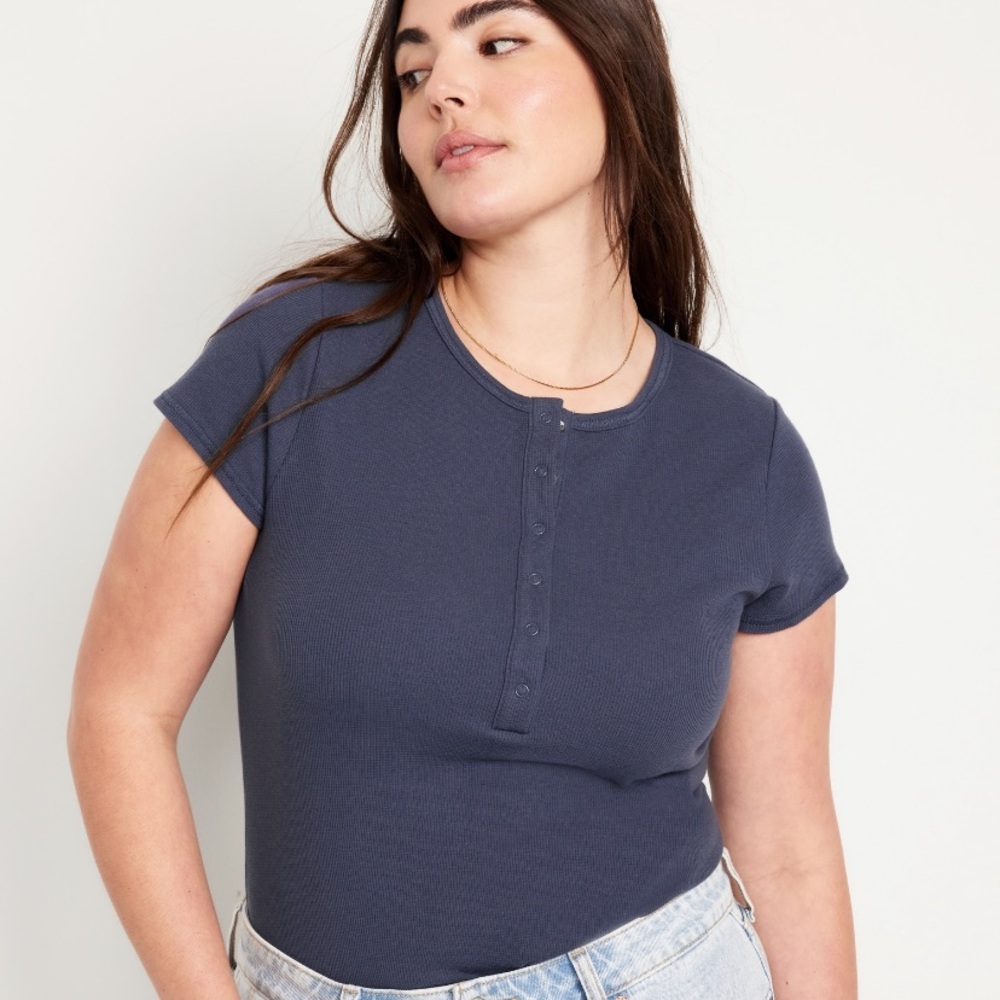 Old Navy Waffle Knit Top With Button Snaps Size L